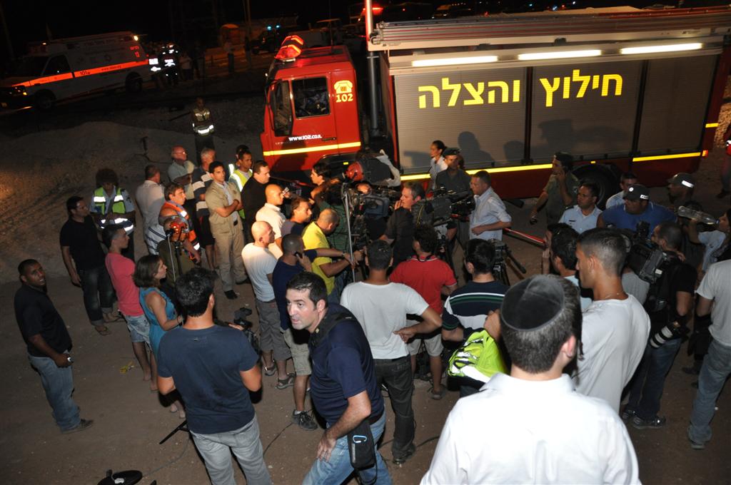 לראות ולבכות: מרגע הפינוי ועד לקדיש המצמרר בזירה