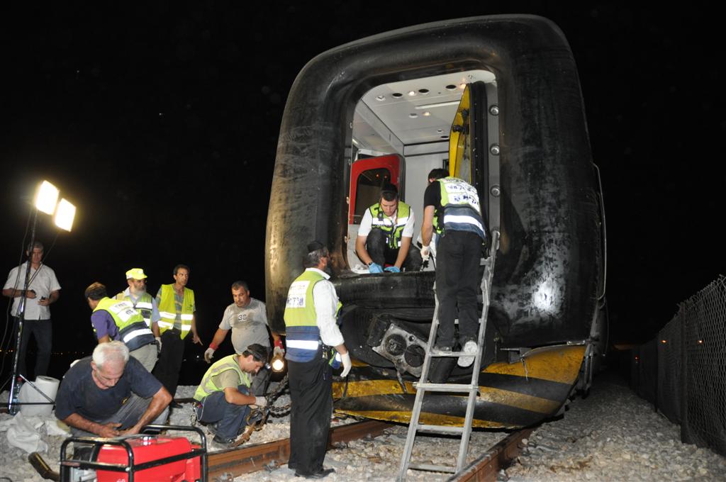 לראות ולבכות: מרגע הפינוי ועד לקדיש המצמרר בזירה