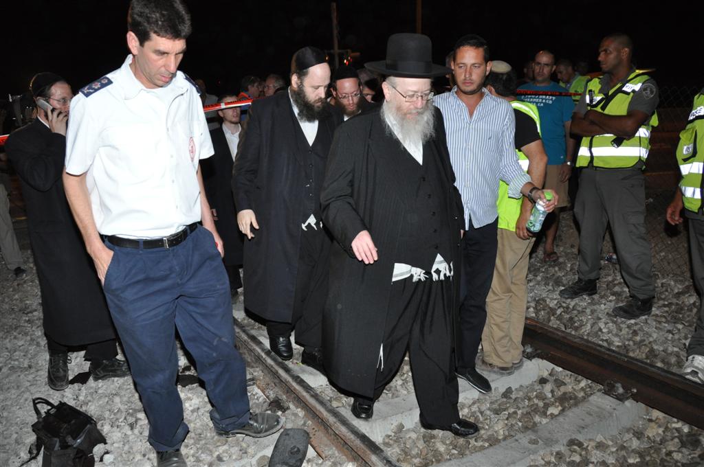 לראות ולבכות: מרגע הפינוי ועד לקדיש המצמרר בזירה