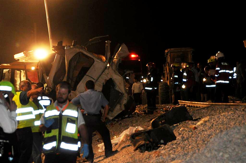 לראות ולבכות: מרגע הפינוי ועד לקדיש המצמרר בזירה