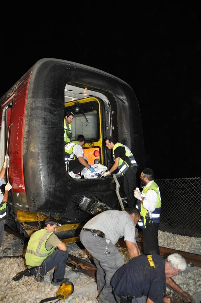 לראות ולבכות: מרגע הפינוי ועד לקדיש המצמרר בזירה
