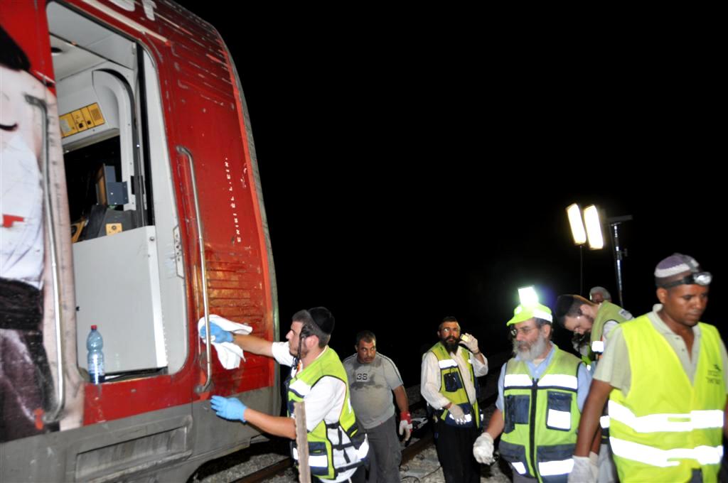 לראות ולבכות: מרגע הפינוי ועד לקדיש המצמרר בזירה
