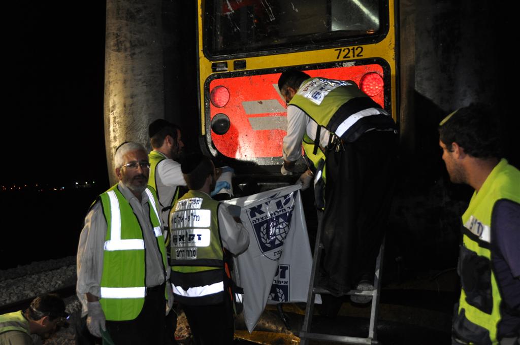 לראות ולבכות: מרגע הפינוי ועד לקדיש המצמרר בזירה