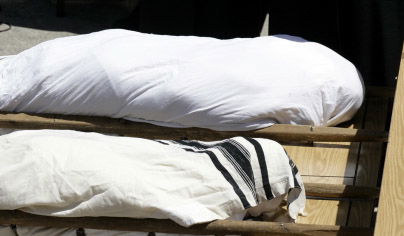 מסע הלוויה קורע-לב בירושלים, אלפים ליוו