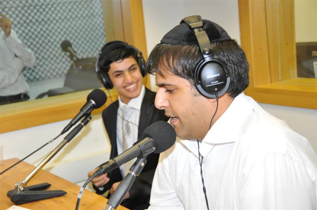 המארגן הזמר אביעד גיל