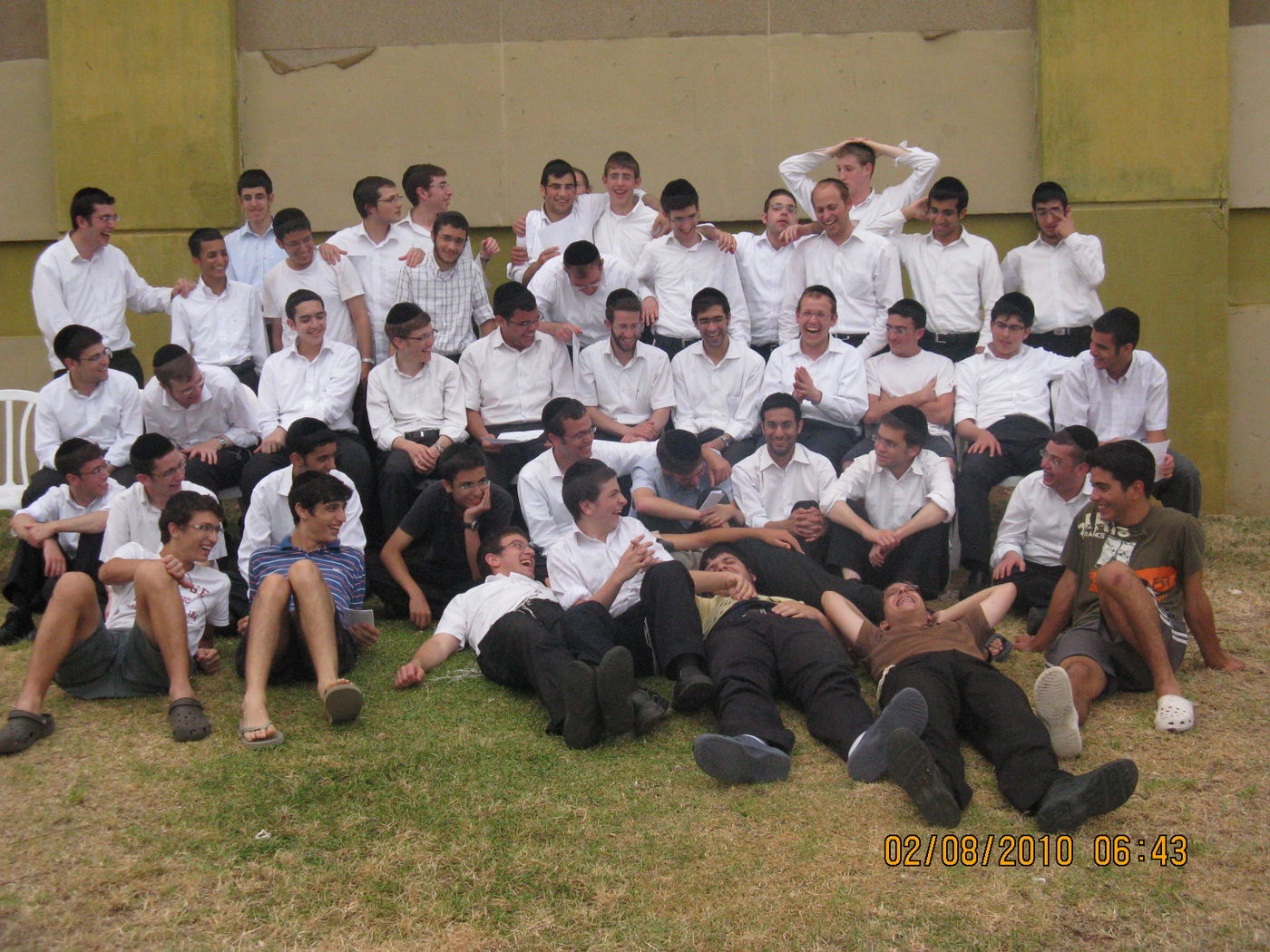 מרן הגראי"ל שטיינמן ערך ביקור במחנה "בני תורה"