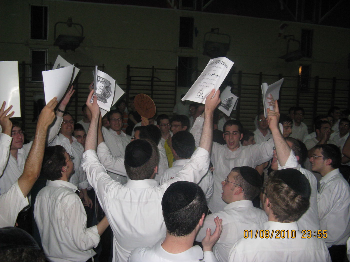 מרן הגראי"ל שטיינמן ערך ביקור במחנה "בני תורה"