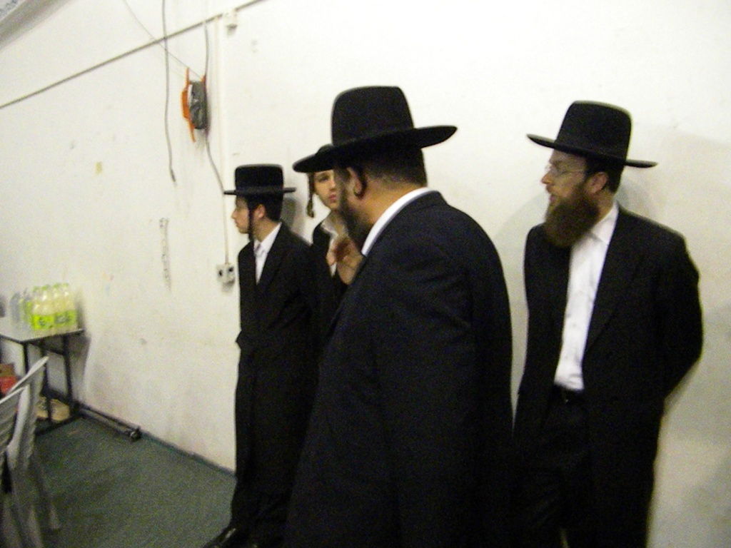 תיעוד: הכתרת הגר"י סילמן בברכפלד