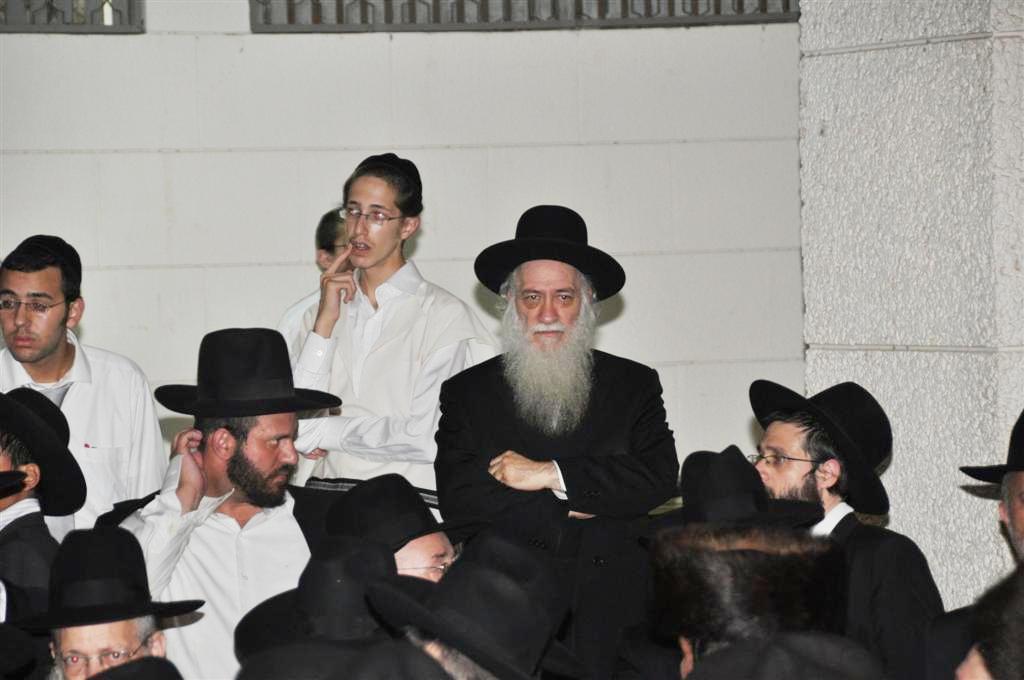 תמונות: הלויית הרה"צ ר´ בן ציון לייטנר זצ"ל מפוניבז´