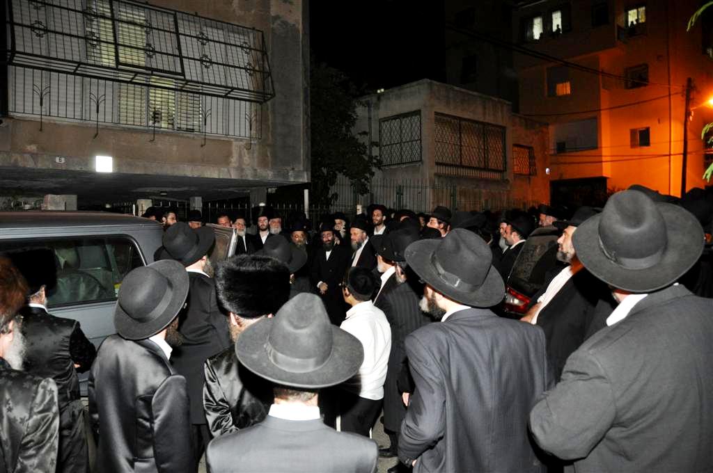 תמונות: הלויית הרה"צ ר´ בן ציון לייטנר זצ"ל מפוניבז´