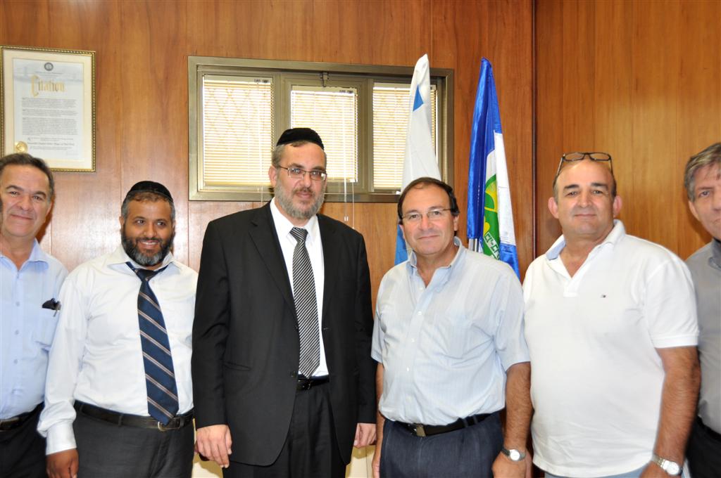 עיריית ראשל"צ ביקשה ללמוד ניקיון מבני-ברק