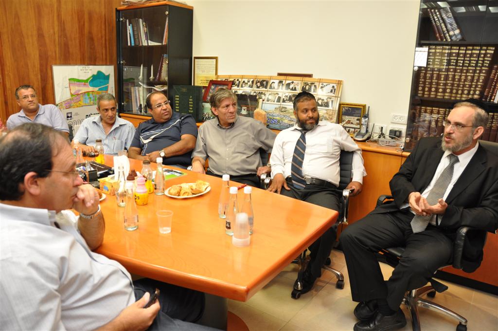 עיריית ראשל"צ ביקשה ללמוד ניקיון מבני-ברק