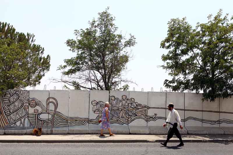בשגגה: כוחות צה"ל הרסו את עמודי העירוב בגילה