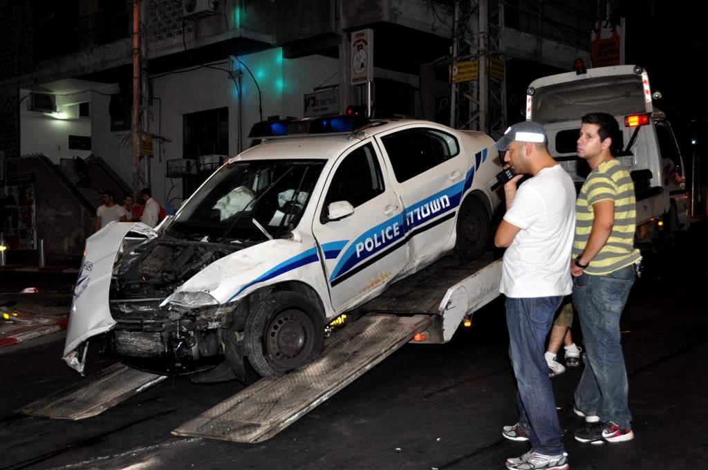 לפנות בוקר: תאונה קשה בלב בני-ברק - וידאו ותמונות