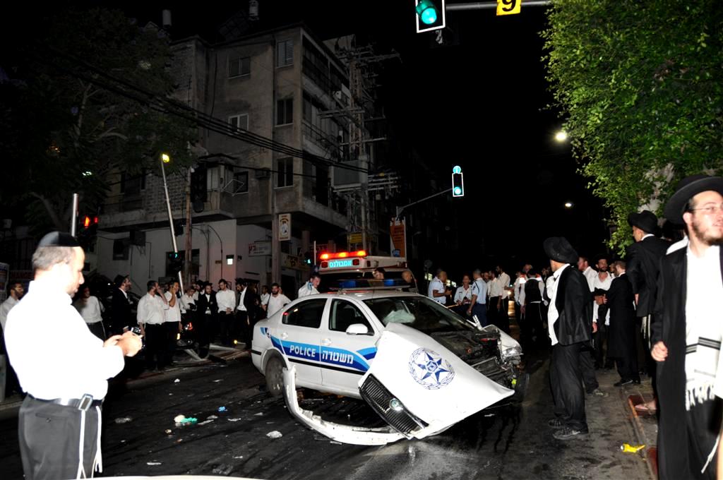 לפנות בוקר: תאונה קשה בלב בני-ברק - וידאו ותמונות