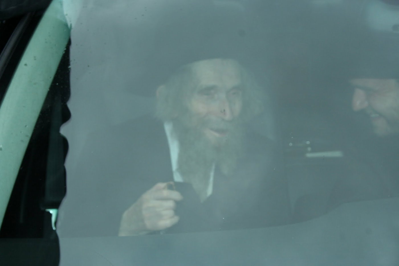 לייקוד מתרגשת: הגראי"ל בא לעיר