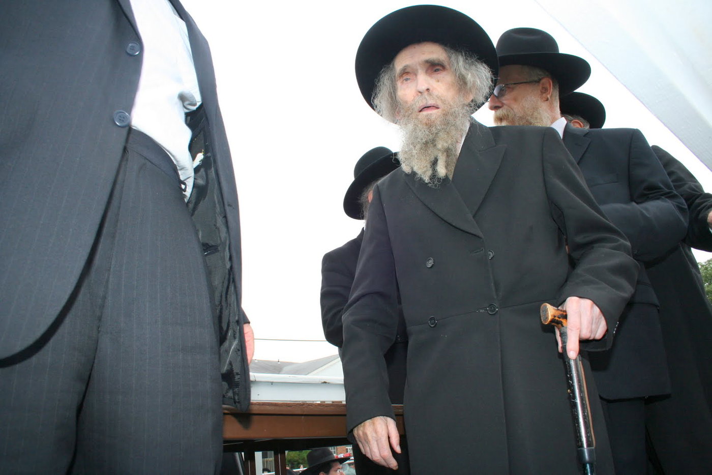לייקוד מתרגשת: הגראי"ל בא לעיר