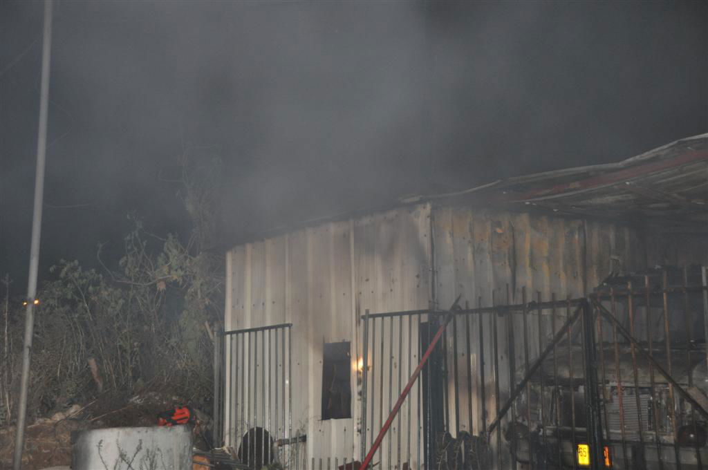 שריפה פרצה בבני-ברק, הדיירים חולצו