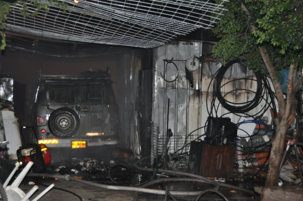 שריפה פרצה בבני-ברק, הדיירים חולצו