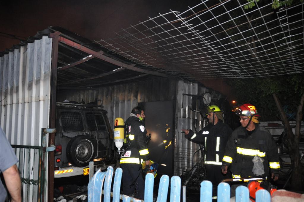 שריפה פרצה בבני-ברק, הדיירים חולצו