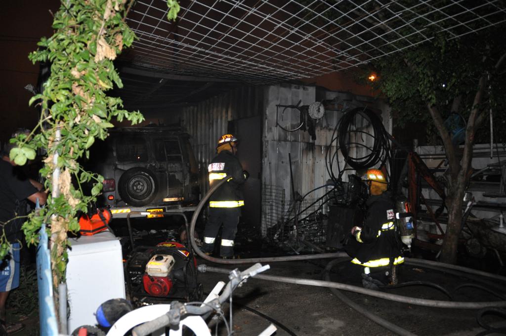 שריפה פרצה בבני-ברק, הדיירים חולצו