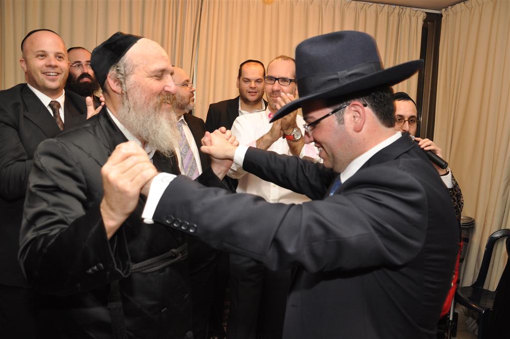 תמונות, וידאו: אירוסין לעויזר דרוק