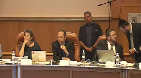 הגרי"ש לפינדרוס: "הצבע נגד, אל תחשוש מברקת"