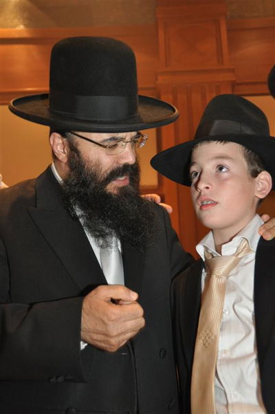צפו: 'הרנטגן' מקבל תמיכה מהרב מצגר