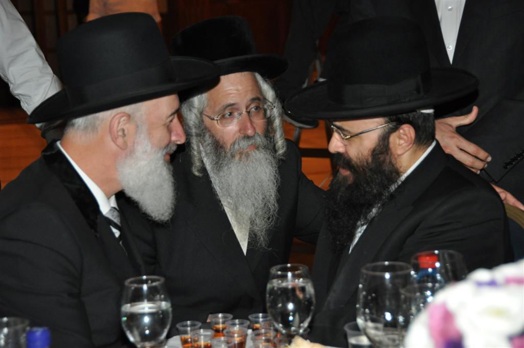 צפו: 'הרנטגן' מקבל תמיכה מהרב מצגר