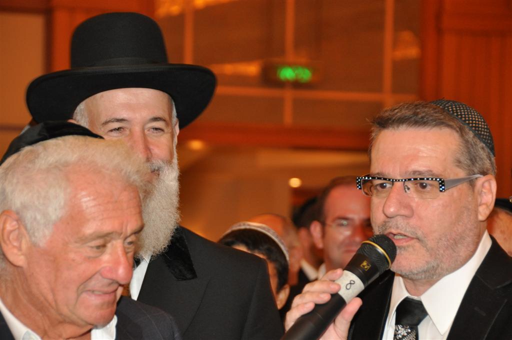 צפו: 'הרנטגן' מקבל תמיכה מהרב מצגר