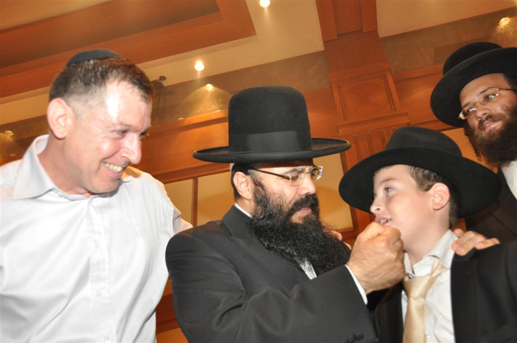 צפו: 'הרנטגן' מקבל תמיכה מהרב מצגר