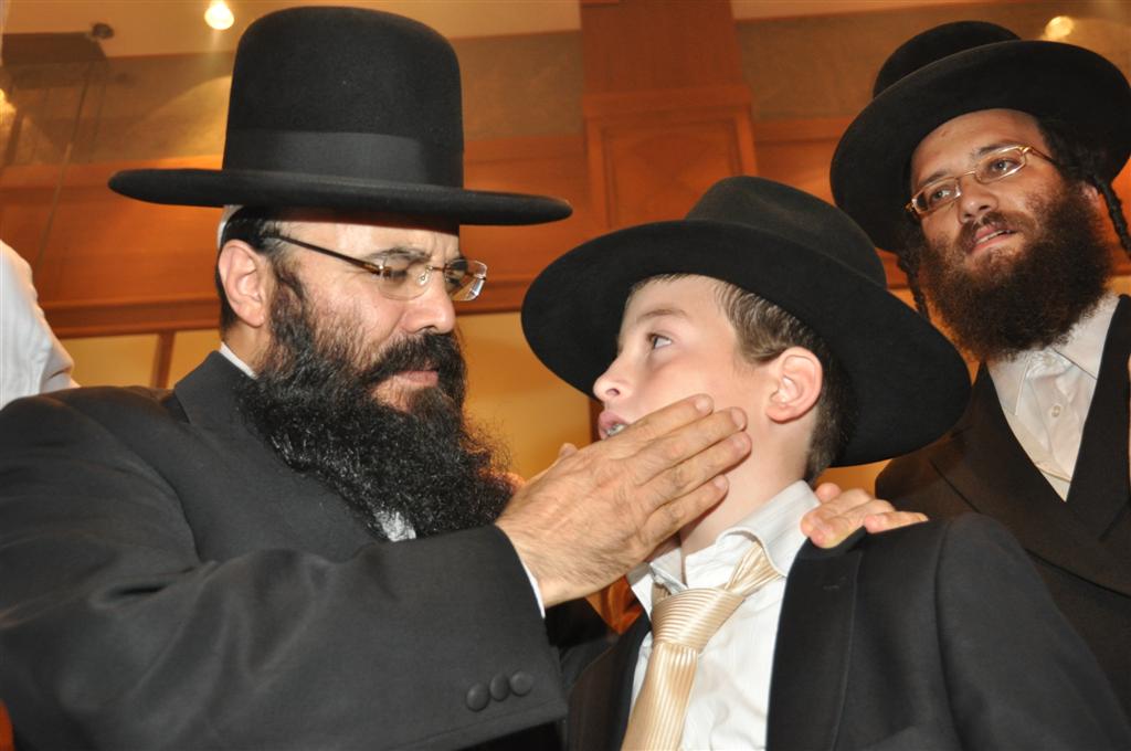 צפו: 'הרנטגן' מקבל תמיכה מהרב מצגר