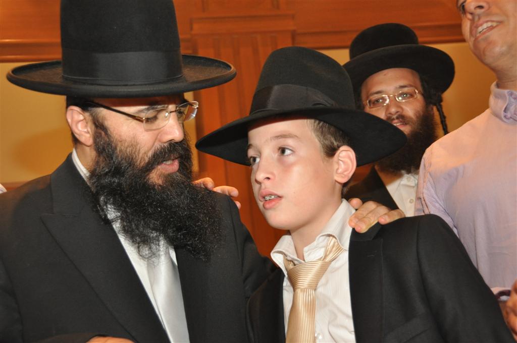 צפו: 'הרנטגן' מקבל תמיכה מהרב מצגר