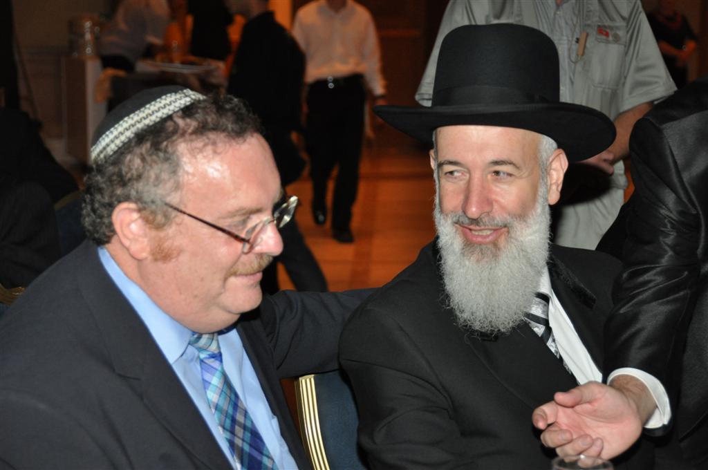 צפו: 'הרנטגן' מקבל תמיכה מהרב מצגר