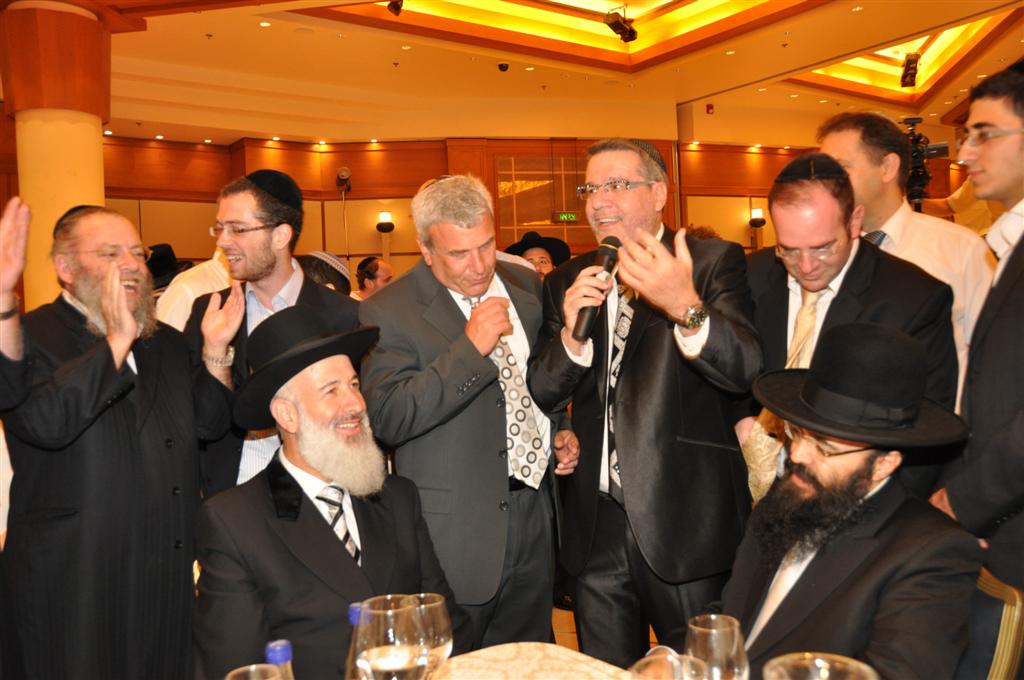 צפו: 'הרנטגן' מקבל תמיכה מהרב מצגר