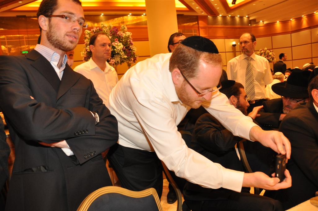 צפו: 'הרנטגן' מקבל תמיכה מהרב מצגר