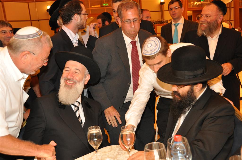 צפו: 'הרנטגן' מקבל תמיכה מהרב מצגר