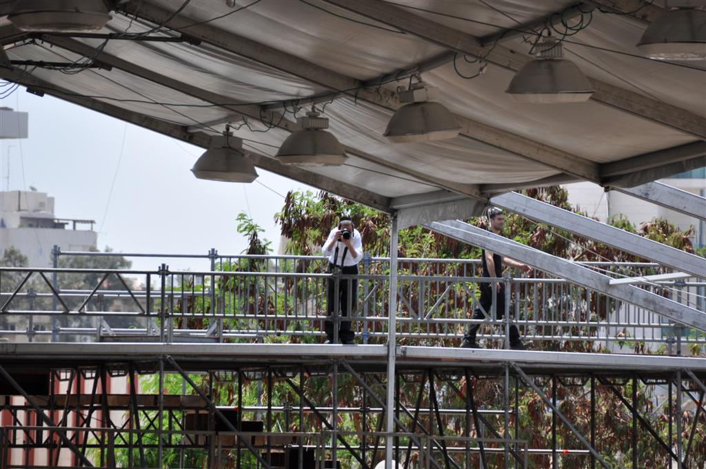 לקראת החגים: מאהל ענק נבנה בויזניץ