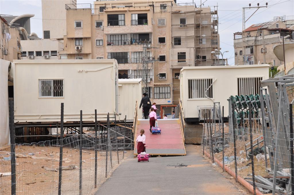 לקראת החגים: מאהל ענק נבנה בויזניץ