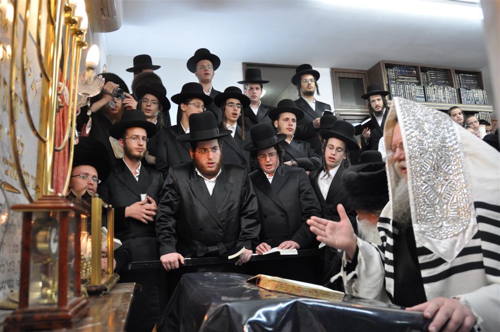 מודז´יץ: העיניים עצומות, הלב מתרומם