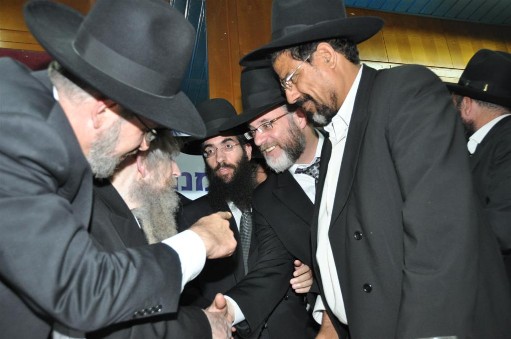 רגע לפני סליחות: הגראי"ל שטיינמן עורר נערים נושרים