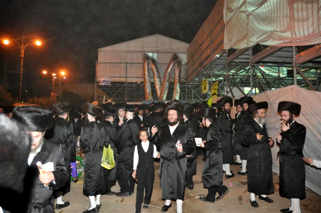 התרגשות בויזניץ: האדמו"ר נכח במעמד סליחות