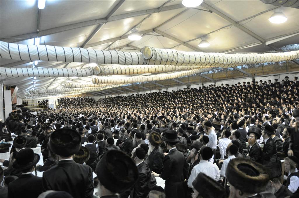 התרגשות בויזניץ: האדמו"ר נכח במעמד סליחות