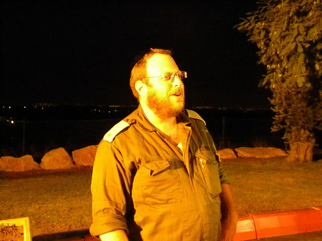 ידידים קיבלו תעודות והרימו כוסית לשנה החדשה