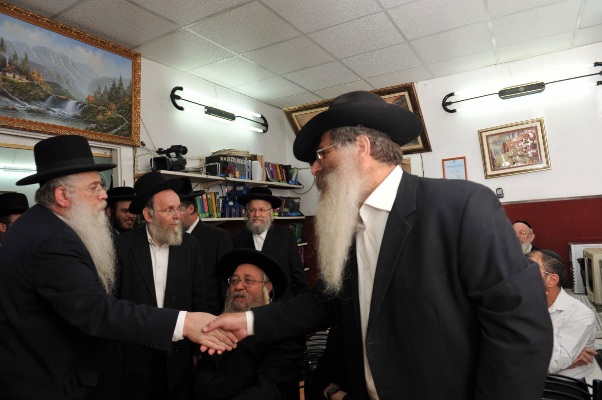 "קרע נוצר בליבי. אבל הגיע הזמן לצאת מאפילה לאור"