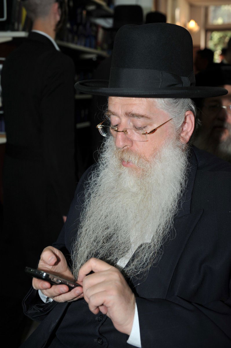 "קרע נוצר בליבי. אבל הגיע הזמן לצאת מאפילה לאור"