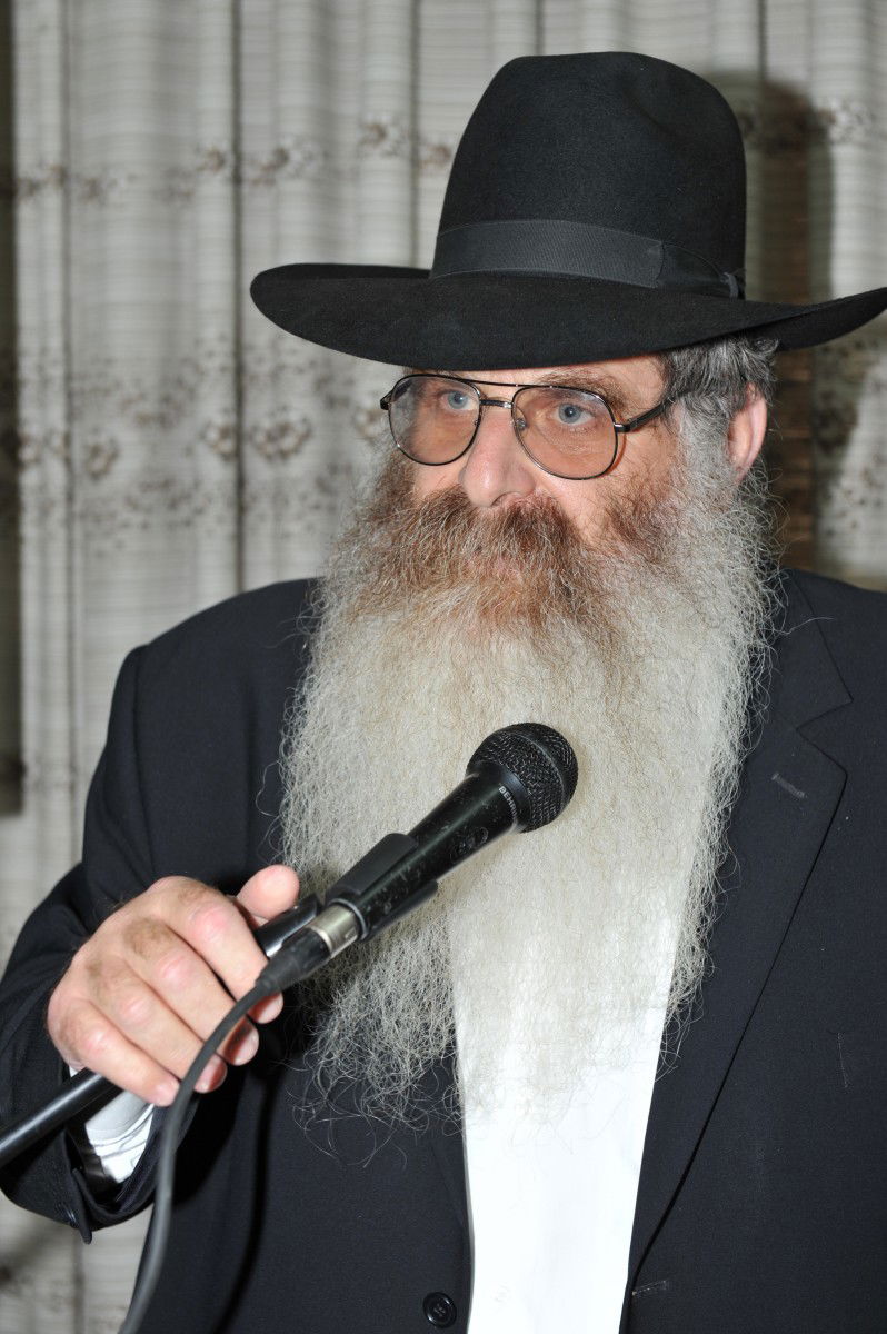 "קרע נוצר בליבי. אבל הגיע הזמן לצאת מאפילה לאור"