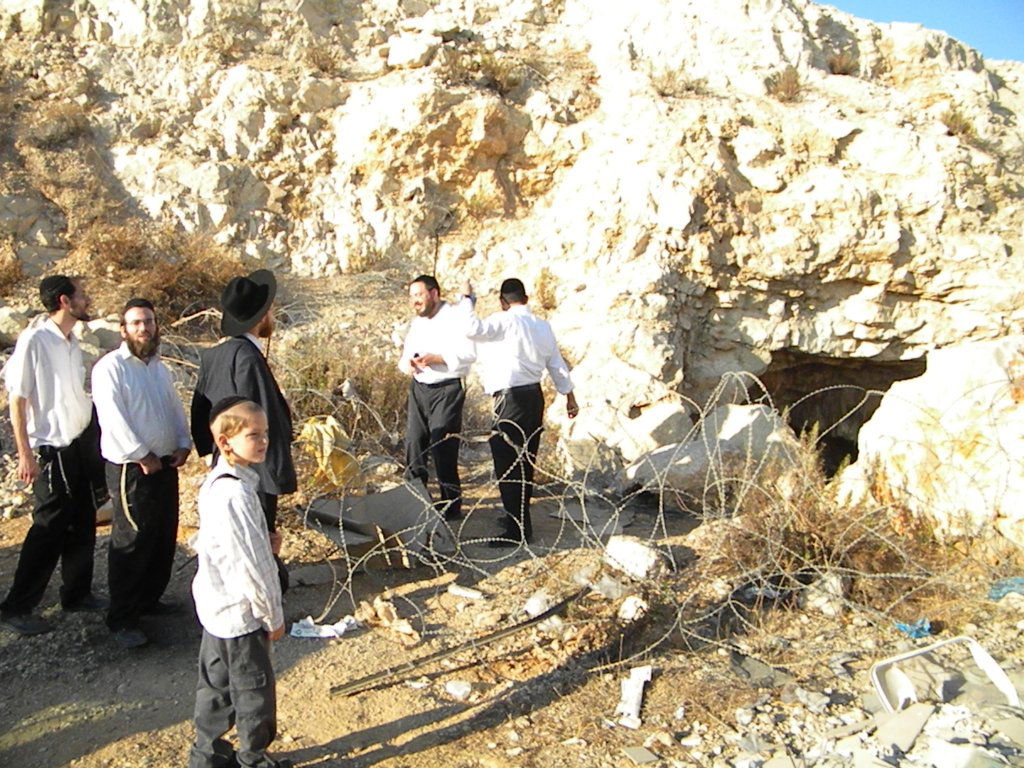 התרגיל של נאות הפסגה: העיתונאים נפלו בפח • צפו