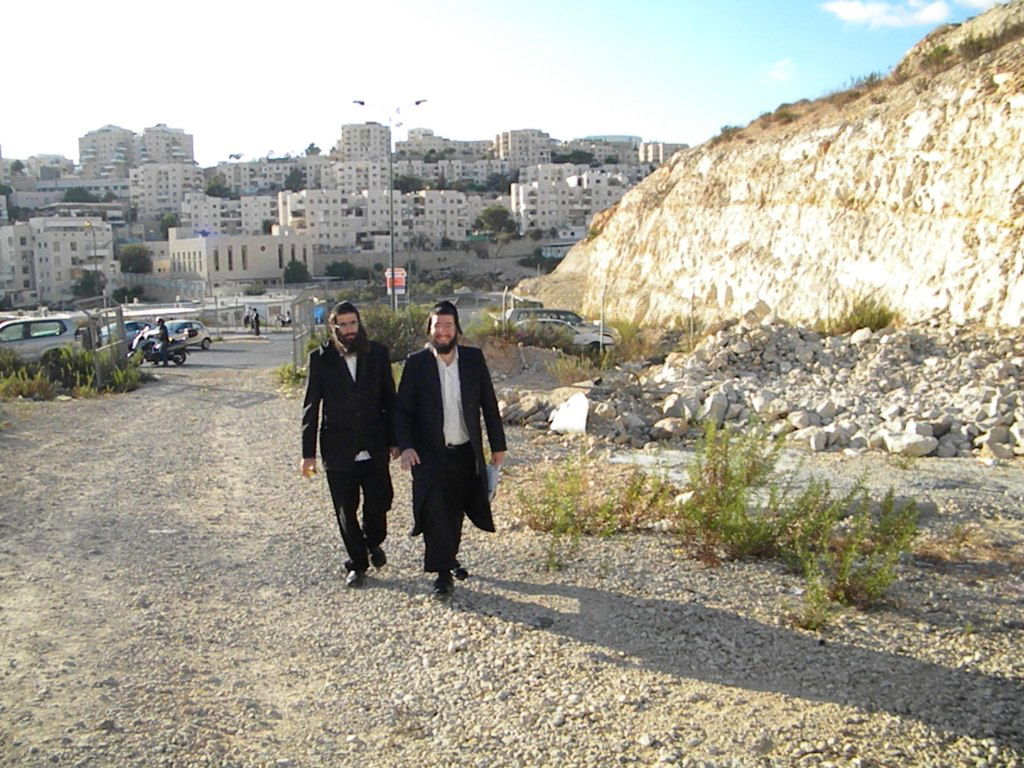 התרגיל של נאות הפסגה: העיתונאים נפלו בפח • צפו
