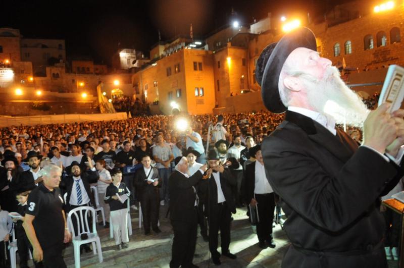 3:00 לפנות בוקר, הכותל המערבי: סליחות שבקעו רקיעים